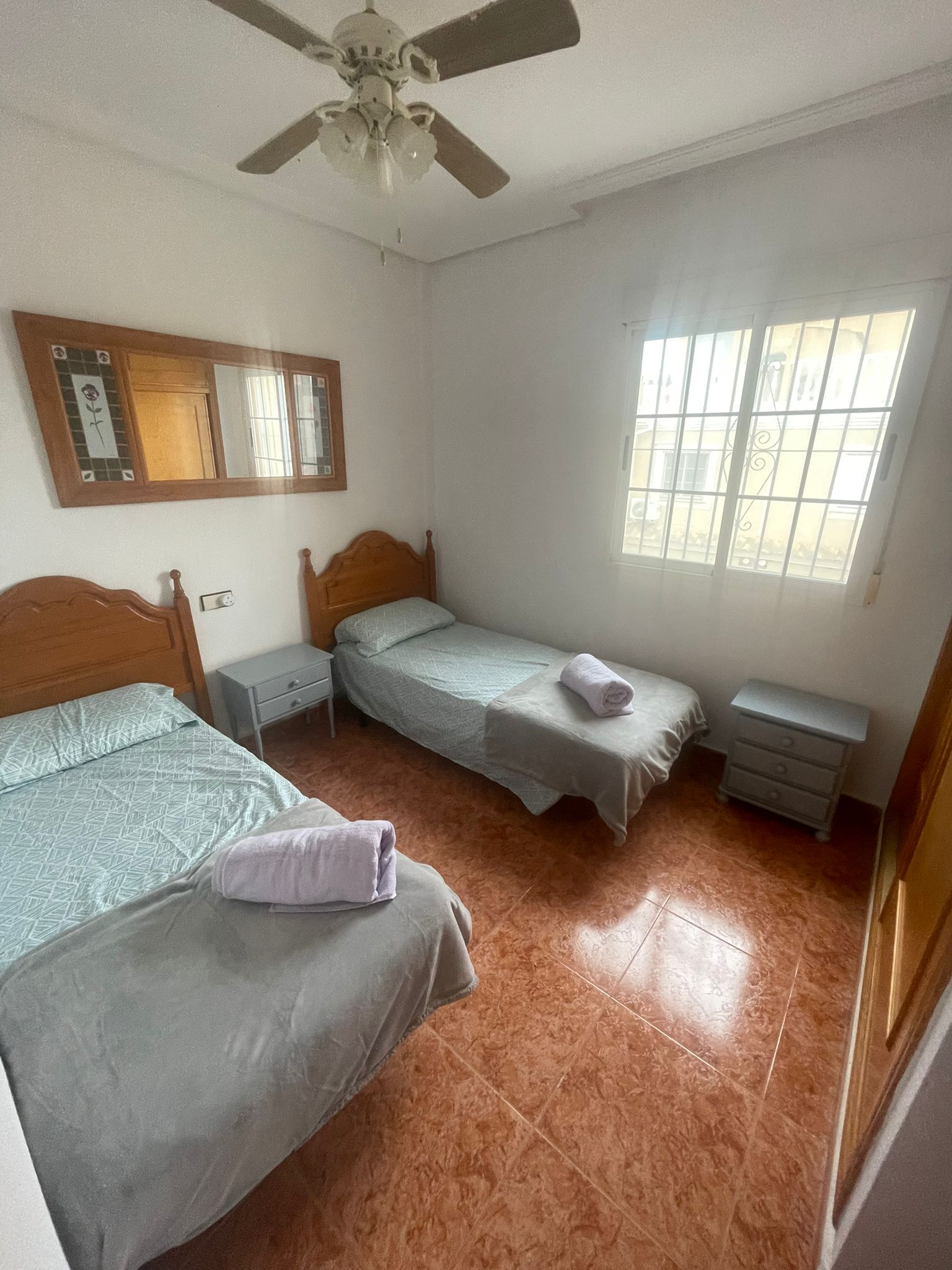 BD0B7B39-5A7F-41D0-A4CA-F73357992FCA