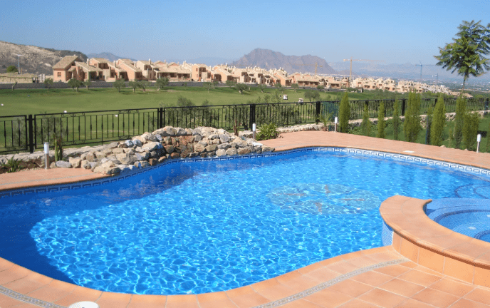 how much to heat pool spain