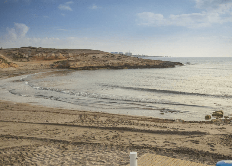 Cala La Mosca Orihuela Costa: A Guide to This Playa Flamenca Beach