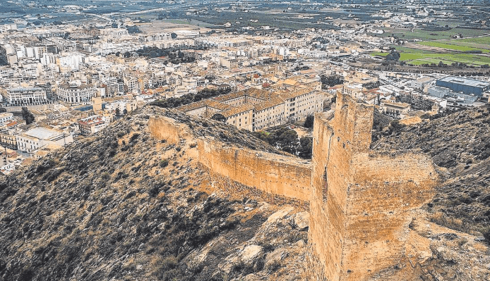 castillo de orihuela